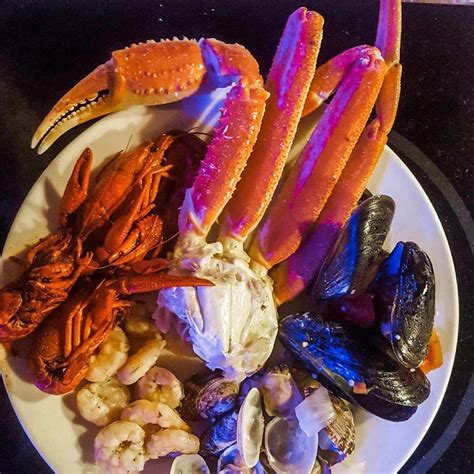 All You Can Eat Seafood Buffet With Crab Legs At Captain Jim S In