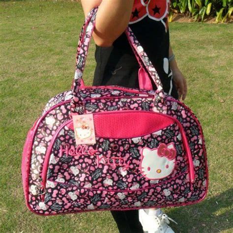 Amazon Com Hello Kitty Travel Bag Lightest Carry On Holdall