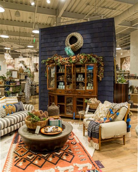 Anthropologie Tips And Advice Anthropologie Christmas Anthropologie