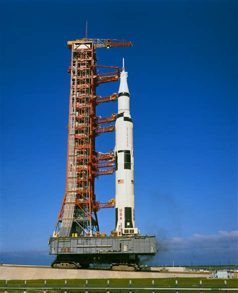 Apollo 11 Saturn V Rolls Out To Launch Pad 39A 8X10 Nasa Photo Ep 362