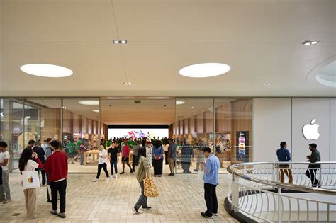 Apple Tysons Corner Reopens In Virginia Mirage News