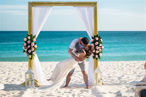 Aruba Wedding Guide How To Elope In Aruba