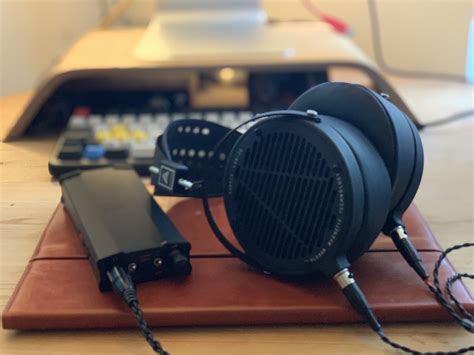 5 Audiophile Travel Essentials