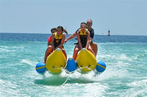 Banana Boat Rides During A Destin Vacation Destin Florida Attractionsdestin Florida Attractions