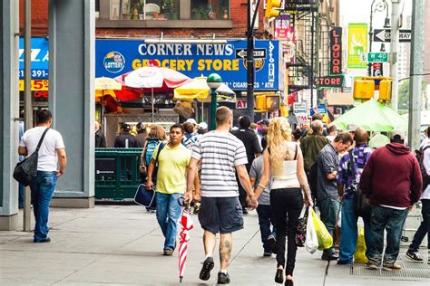 Basic Tips And Etiquette For Visitors In New York New York Habitat Blog