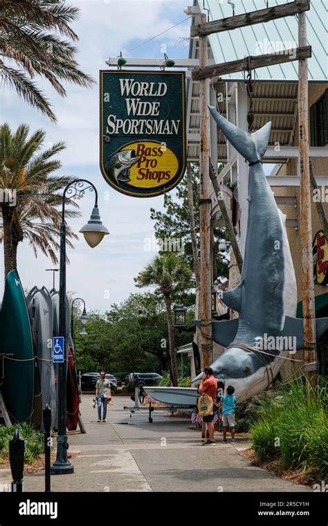 Bass Pro Shops Outdoor World Exterior Entrance Of The Large Camping