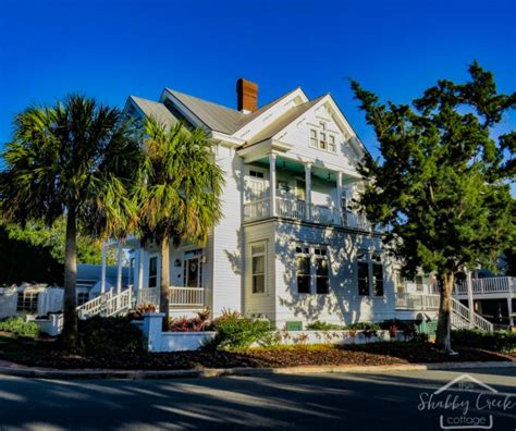 Beautiful Beach Towns Of The Emerald Coast Cedar Key Florida