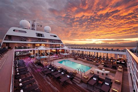 5 Luxury Cruise Lines