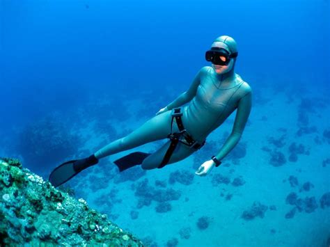 Best Free Diving Spots Across The World Triphobo Travel Blog