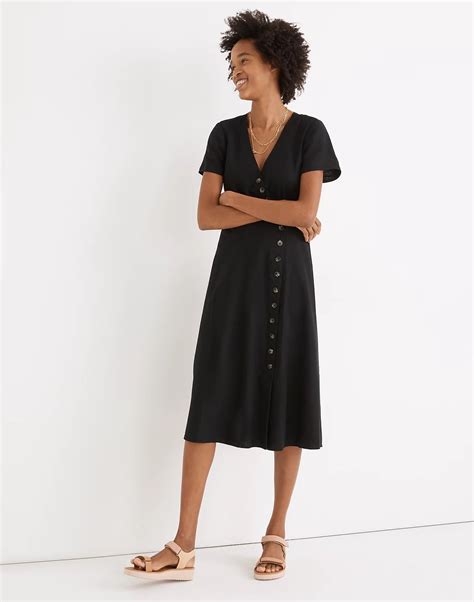 Best Travel Dress Options