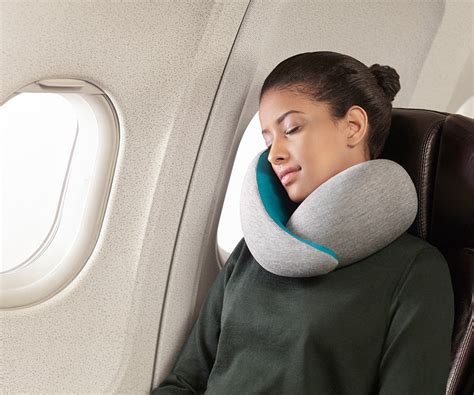 Best Travel Pillows In 2019 Travel Pillows For Airplanes