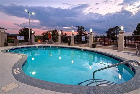 Best Western Travelers Rest Greenville Pool Pictures Reviews