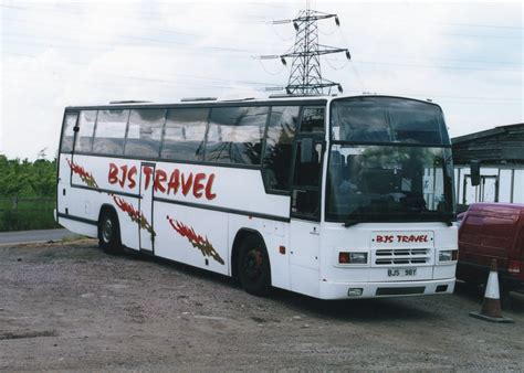 Bjs Travel Bjs 98Y Shotgate Wickford 30 5 04 Volvo B10m Flickr