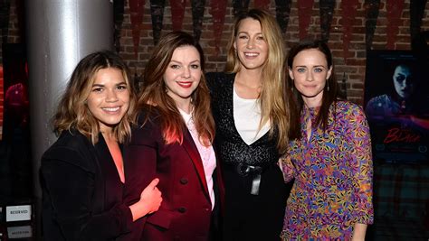 Blake Lively S Co Stars Unite To Support Her Through Tumultuous Lawsuit