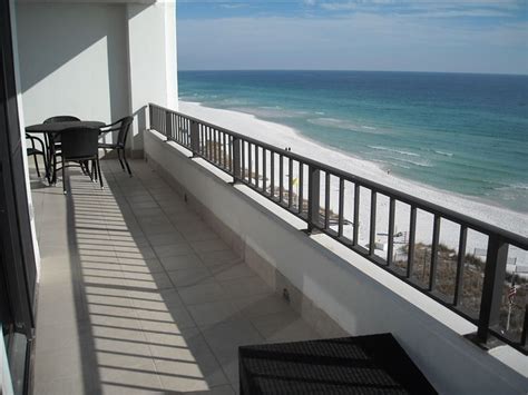 Breakers East 805 Gulf Front 2Br 2Ba Remodeled Condo Heated Pool