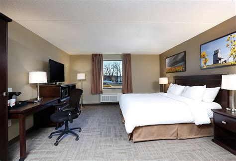 Canad Inns Destination Centre Windsor Park Winnipeg Rooms Review Location Price From 166