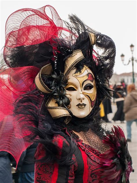 Carnival Of Venice 2015 On Behance Venetian Costumes Venetian Carnival Masks Carnival Of