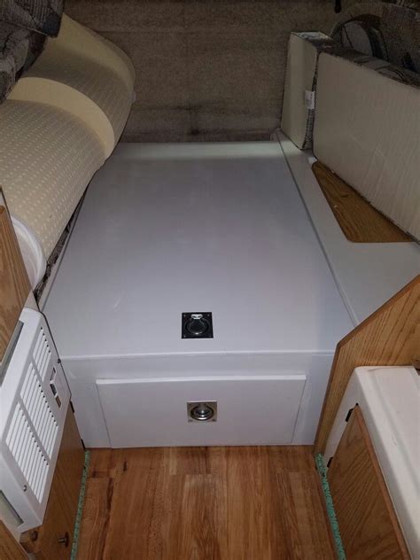 Casita 17 Sd 2002 Bed Mod Casita Camper Casita Travel Trailers