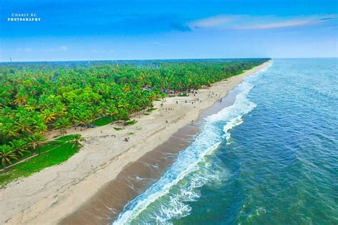 Cgh Earth Amp 39 S Marari Beach Resort In Kerala Gives You White Sandy Beaches Without The Noisy Crowds