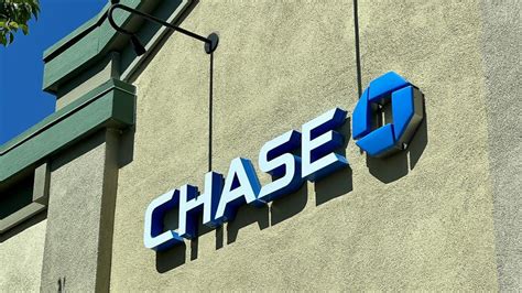 Chase Bank Near Me Find Branches Atms Close By Forbes Advisor