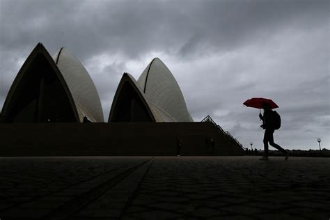 China Issues Australia Travel Warning As Relationship Sours Bloomberg