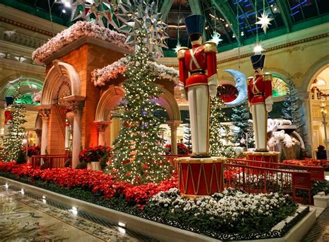 Christmas Vacations In The Usa 25 Must Visit Magical Destinations