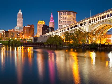 Cleveland Ohio City Skyline Pic In Usa