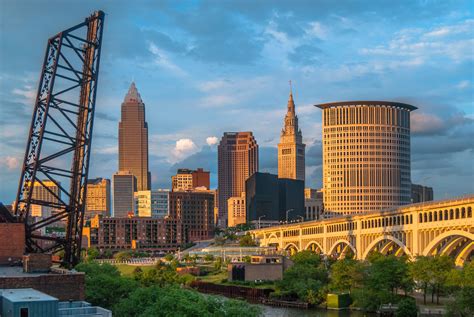 Cleveland Skyline At Sunset Classic View Skyline Cleveland Skyline