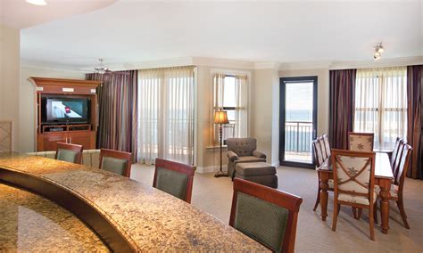 Club Wyndham Emerald Grande At Destin 3 Bedroom Deluxe Reviews Deals