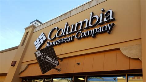 Columbia Sportswear Outlet 12 Photos 39 Reviews Outdoor Gear