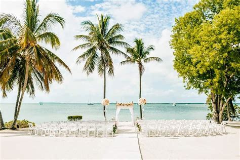 Coral Beach Wedding Ceremony A Beautiful Backdrop And Fantastic Flower