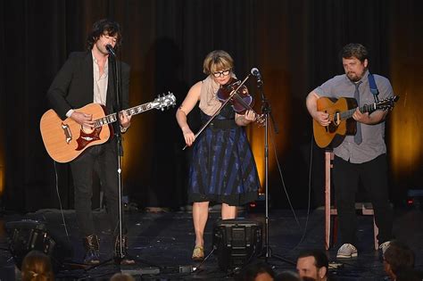 Country Music Memories Nickel Creek Release Their Debut Album