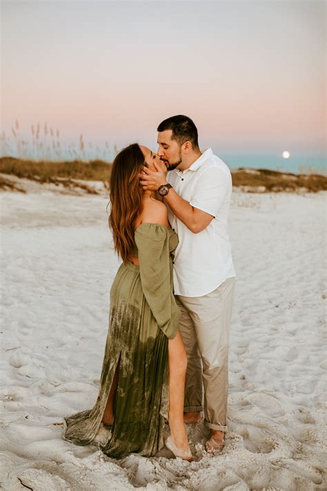 Couples Engagement Photographer In 30A Destin Fl Bri Photography