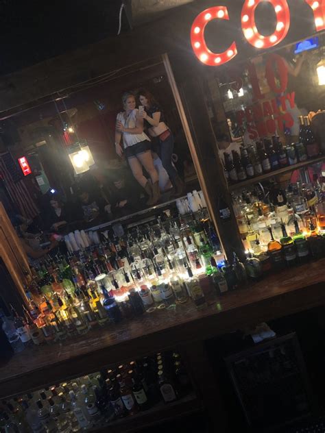 Coyote Ugly 23 Photos 61 Reviews Updated Pubs 100 Harbor Blvd