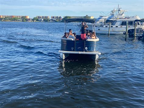 Crab Island Boat Rentals Rent Pontoons For Your Excursion