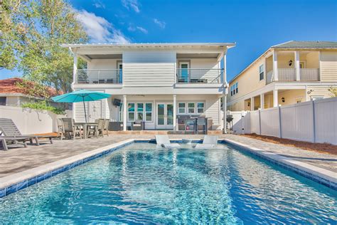 Crystal Palms Pet Friendly 6 Bedroom Vacation Home Rental Destin Fl