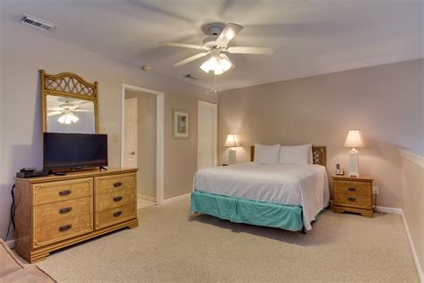 Crystal Villas B15 Destin Florida Condo Rental