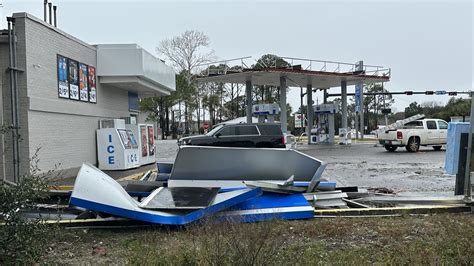 Damage Around Destin After Storm Blows Through