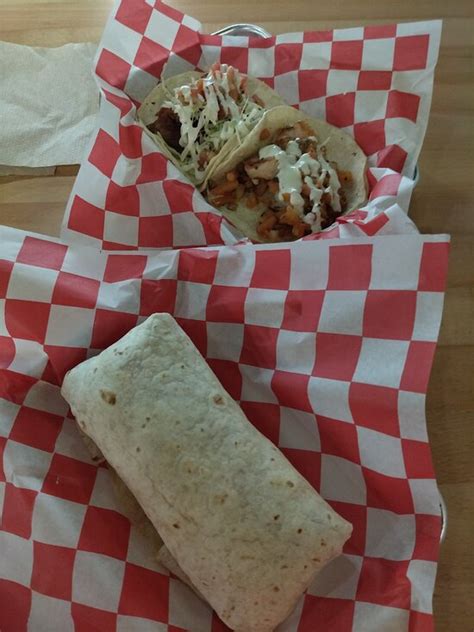 Dat Burrito Place Destin Photos Amp Restaurant Reviews Order Online Food Delivery Tripadvisor