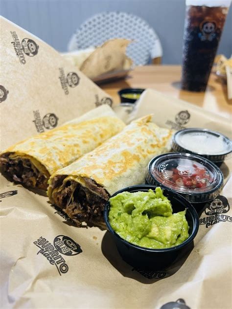 Dat Burrito Place Destin Review