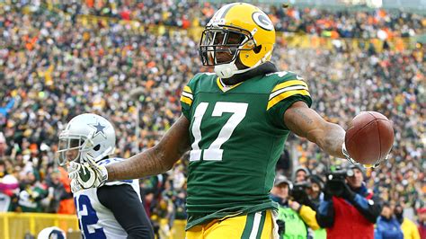 Davante Adams Is Good At Football May Be Even Better At Dunking Nfl