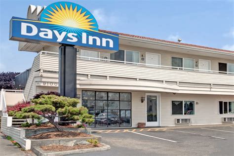 Days Inn By Wyndham Seattle North Of Downtown Seattle Wa Hotels