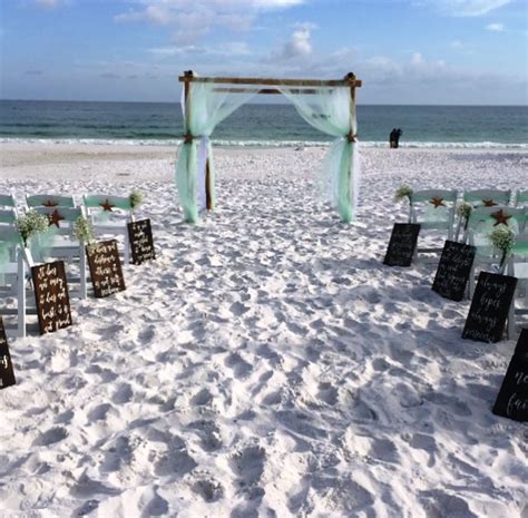 Destin Beach Weddings Green Aisle Markers My Destin Beach Wedding