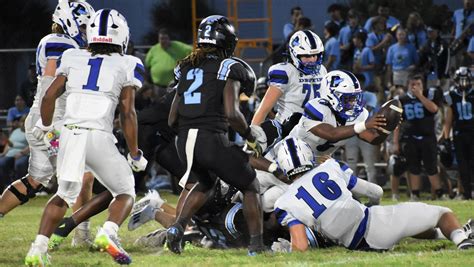 Destin Beats North Bay Haven In Football 33 19