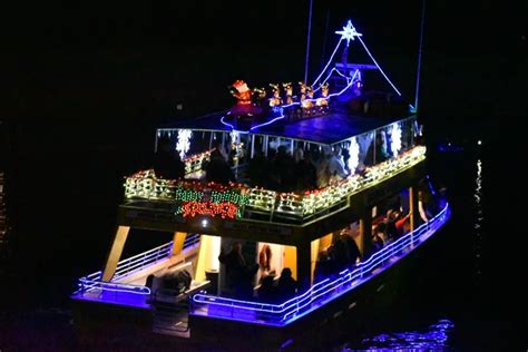 Destin Boat Parade Dec 10 Spiaggia