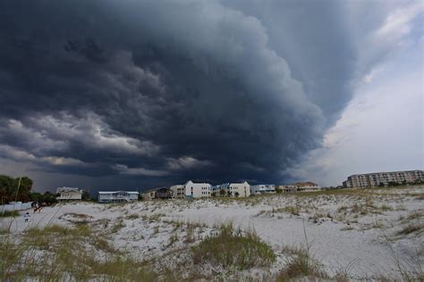 Destin Clouds A Storm Comes To Cover A Beautiful Evening A Flickr