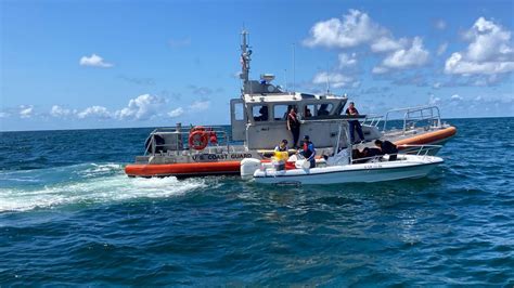 Destin Fire Rescue Assists U S Coast Guard In Response To Sinking Vessel