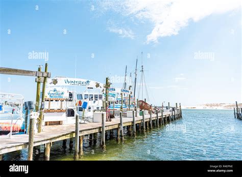 Destin Fishing Pier Hi Res Stock Photography And Images Alamy