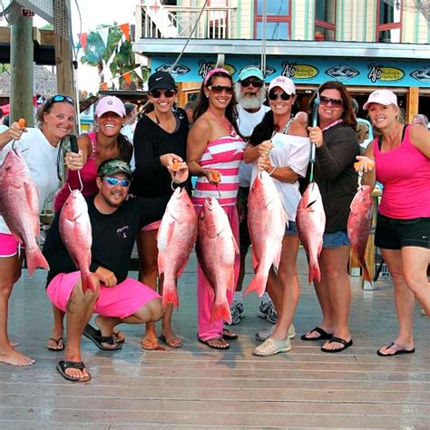 Destin Fishing Rodeo Group Of Anglers With Catch Destin Florida Vacation Florida Travel