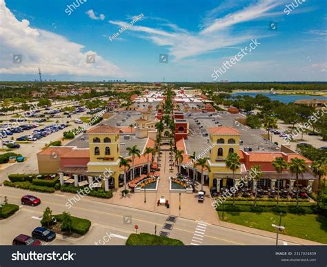 Destin Fl Outlet Mall Royalty Free Images Stock Photos Amp Pictures Shutterstock